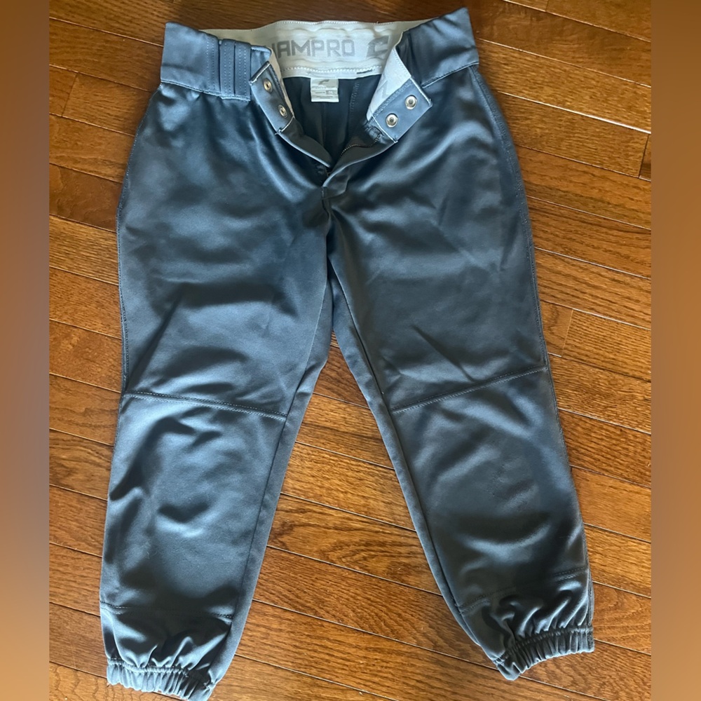 Women’s Size Medium Softball Pants